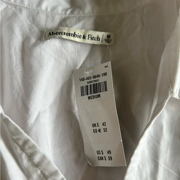NWT Abercrombie cropped shirt with tie detail - Picture 3 of 3